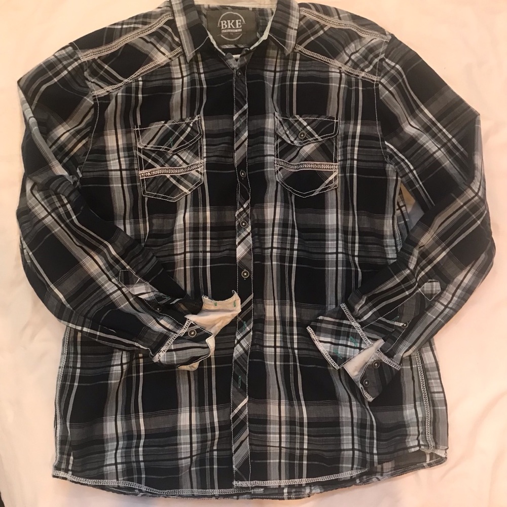 BKE men’s authentic fit plaid button down SZ XL